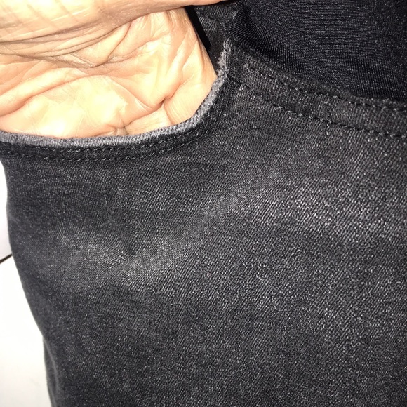 NWT Isabel Maternity Short Shorts - Picture 3 of 10